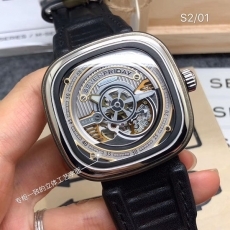 100七个星期五S2/01 B106874597006 皮带 机械男表